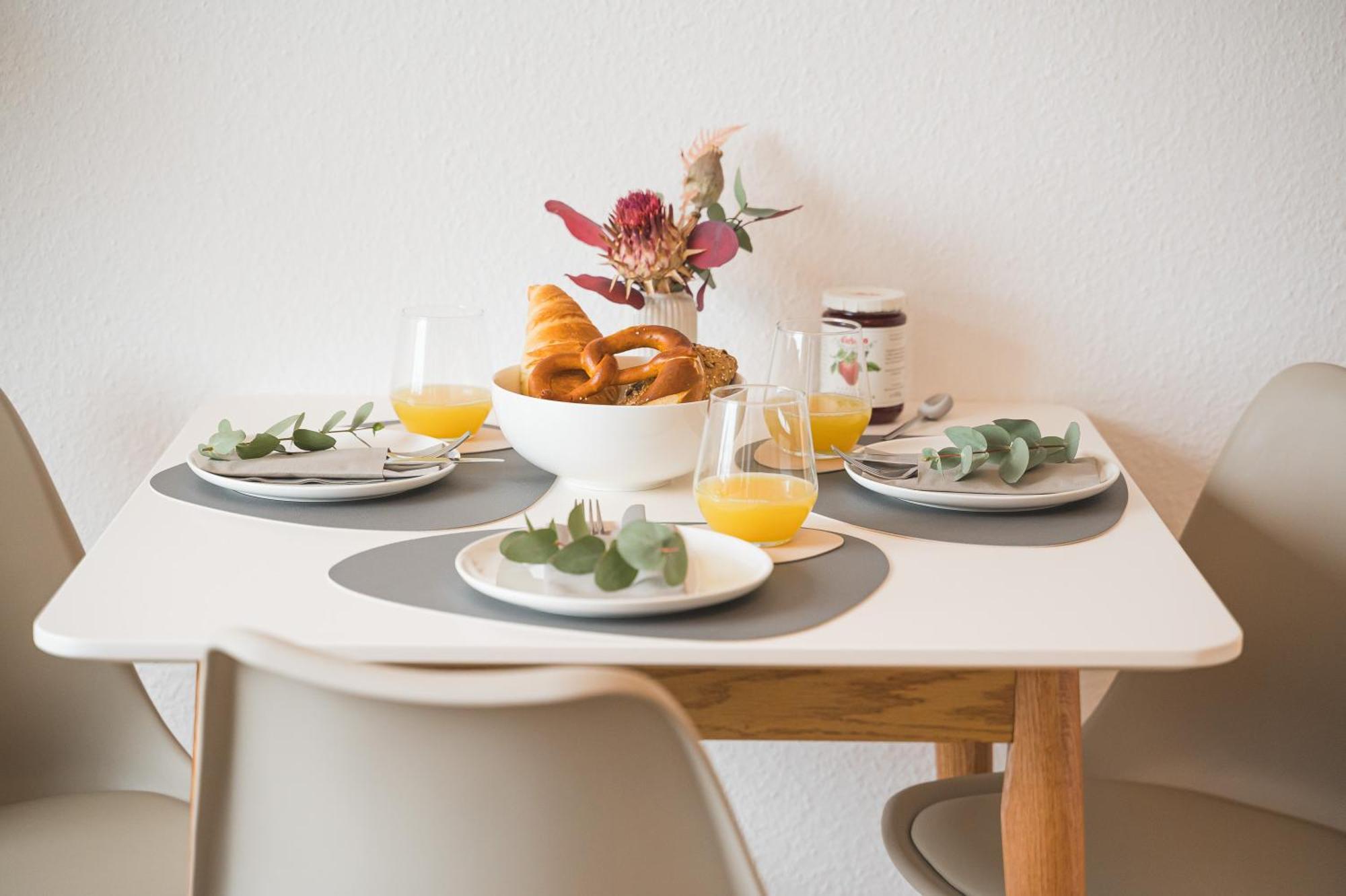 Wohlfuehl-Apartment I Zentral I Balkon I Kueche Fellbach Kültér fotó